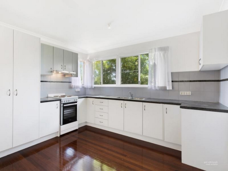 80 Alexandra Street, Park Avenue QLD 4701